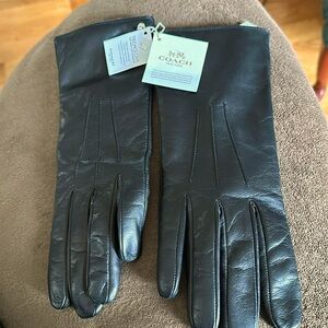 Coach black leather wool lined gloves